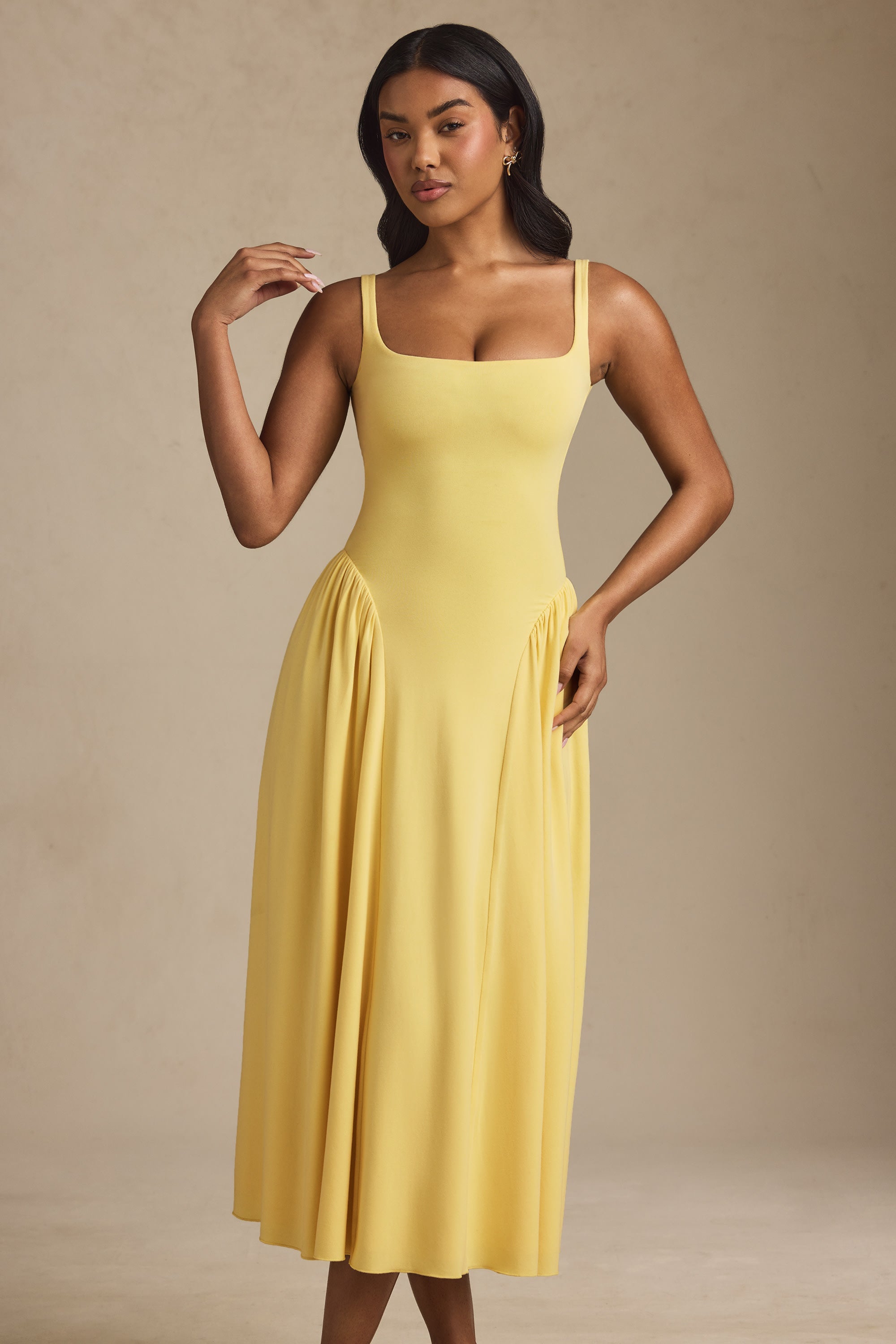 Low-Back A-Line Midaxi Dress in Pastel Yellow